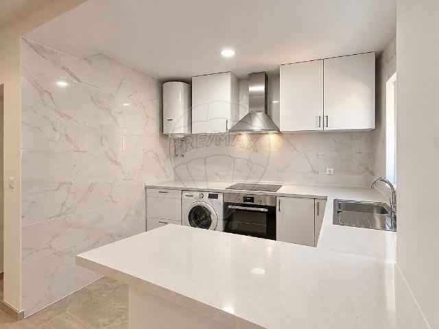 Apartamento venda em Ramada e Caneças, Odivelas
