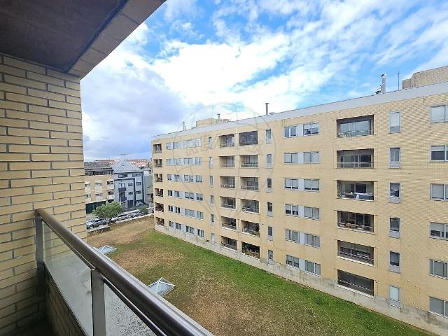 Apartamento venda em Lugarinho, Porto