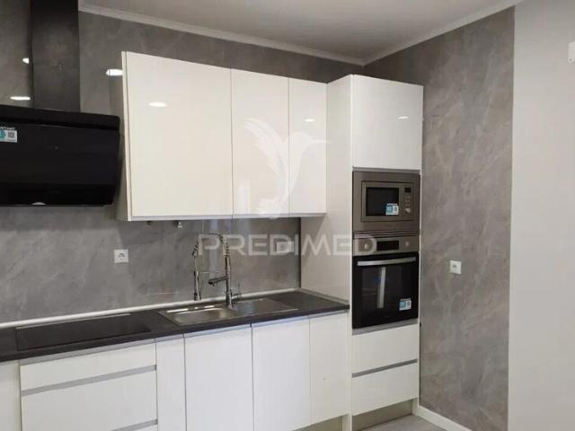Apartamento venda em Amadora, Lisboa