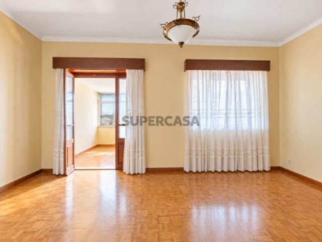 Casa venda em Cova da Piedade, Almada