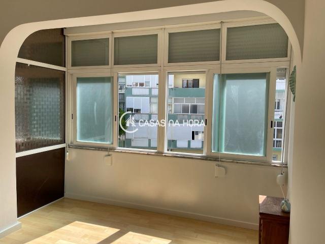 Apartamento alugar em Almada, Setúbal