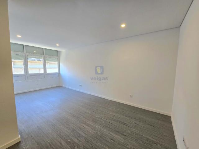 Apartamento alugar em Bairro de Campolide, Lisboa
