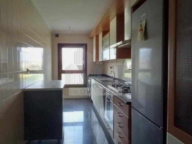 Apartamento venda em Poço do Bispo, Lisboa