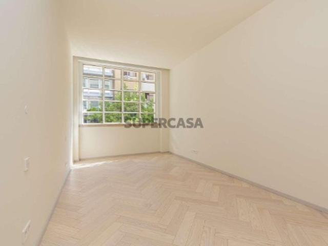Casa venda em Coração de Jesus, Lisboa