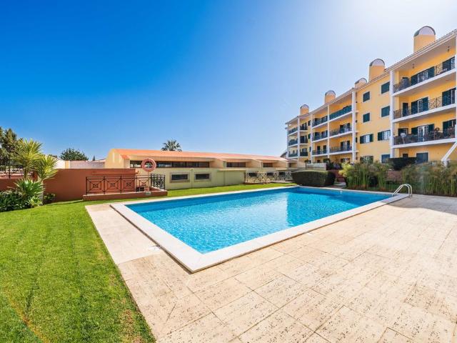 Apartamento alugar em Bairro da Fonte Longa, Sintra (Santa Maria e São Miguel, São Martinho e São Pedro de Penaferrim)