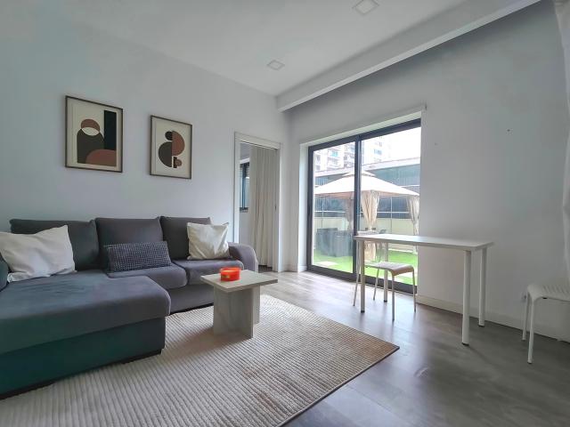 Apartamento alugar em Bairro de São Miguel, Lisboa