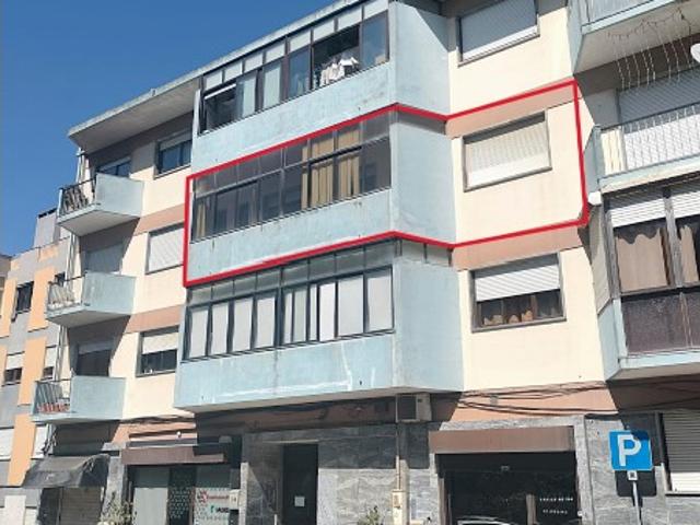 Apartamento venda em Rio de Mouro Velho, Rio de Mouro