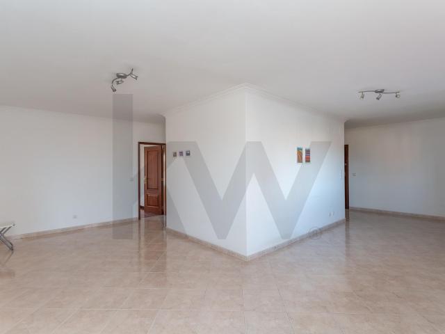 Apartamento alugar em Mata da Torre, Cascais