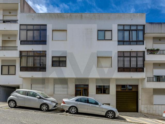 Apartamento alugar em Encosta do Sol, Amadora