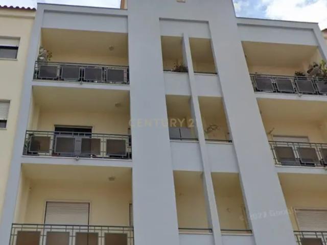 Apartamento alugar em Almada, Setúbal