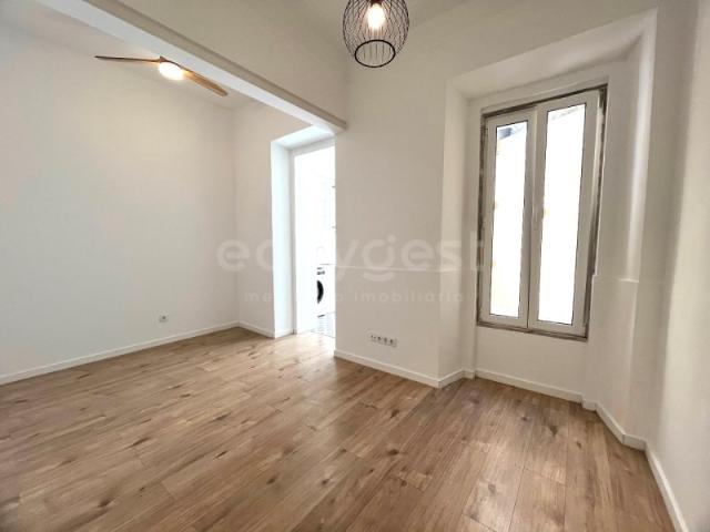 Apartamento alugar em Campo de Ourique, Lisboa
