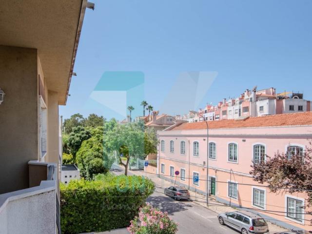 Apartamento venda em Santo Amaro de Oeiras, Oeiras