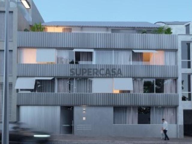 Casa venda em Porto, Lordelo Do Ouro