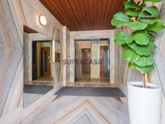 Casa venda em Algés, Linda-a-Velha e Cruz Quebrada-Dafundo, Oeiras