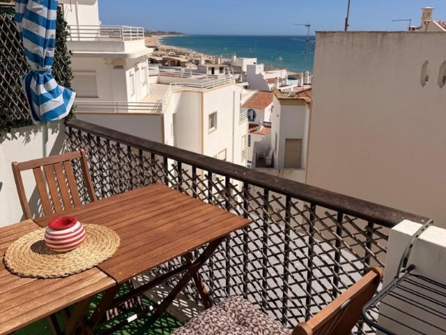 Apartamento alugar em Armação de Pêra, Faro