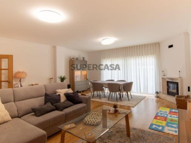 Casa venda em Mem Martins, Sintra