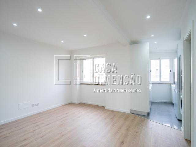 Apartamento venda em Damaia, Amadora