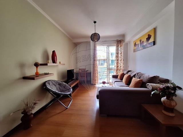 Apartamento alugar em Avista Navios, Funchal