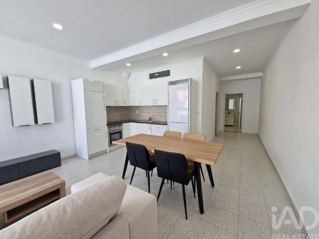 Apartamento venda em Lagoa, Faro