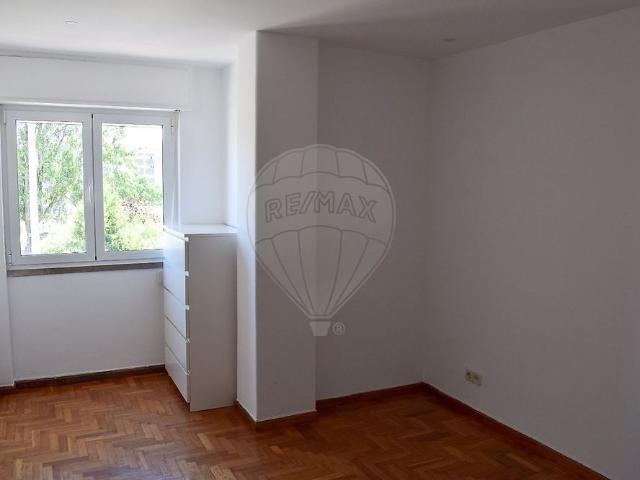 Apartamento alugar em Amadora, Lisboa