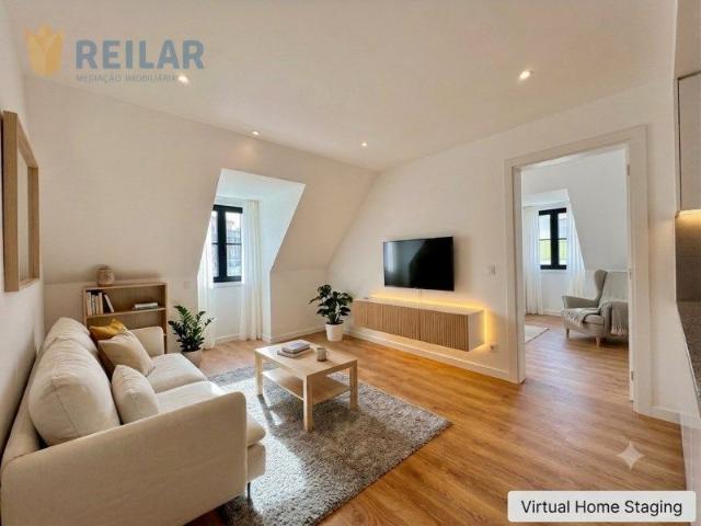 Apartamento alugar em Santiago Dos Velhos, Lisboa