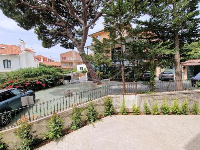 Apartamento alugar em Santo António do Estoril, Cascais