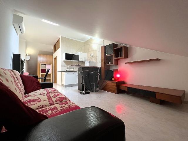 Apartamento alugar em Villa Park, Amadora