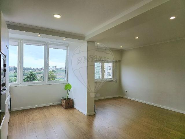 Apartamento alugar em Bairro Olaio, Odivelas