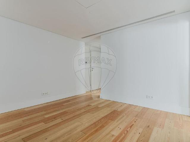 Apartamento alugar em Avenidas Novas, Lisboa