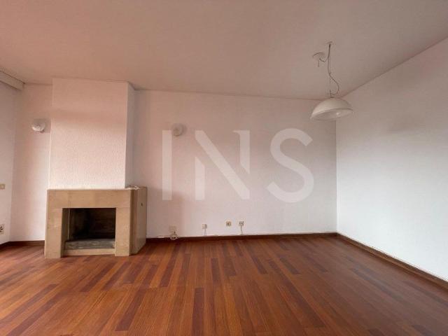 Apartamento alugar em Santo António do Estoril, Cascais