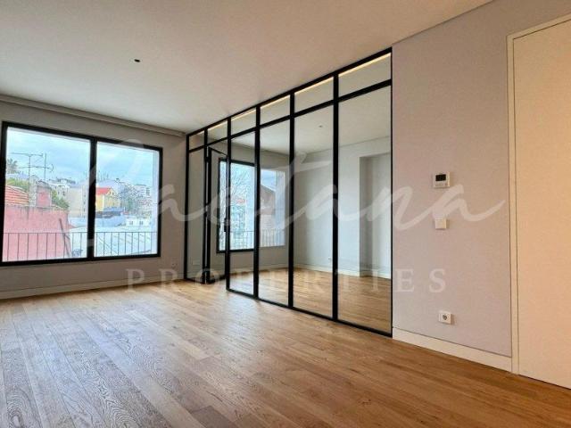 Apartamento alugar em Santo António, Lisboa