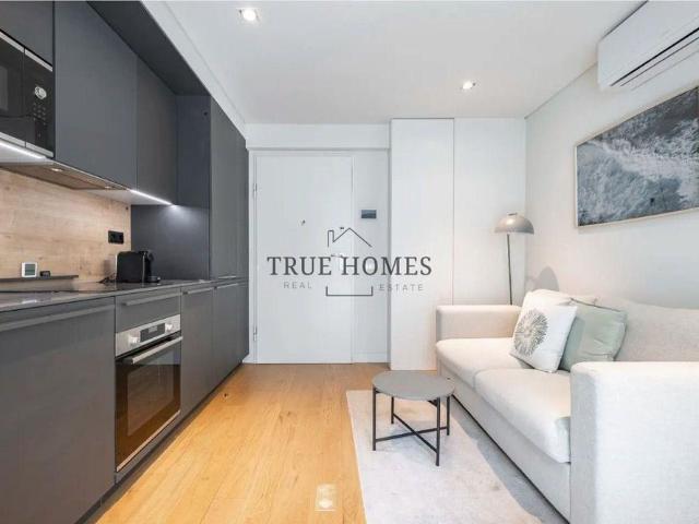 Apartamento alugar em Estrela, Lisboa