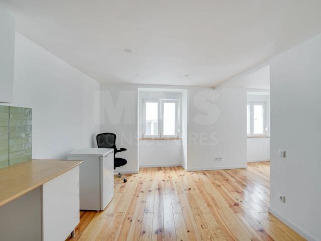 Apartamento alugar em Estrela, Lisboa