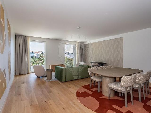 Apartamento alugar em Santo António, Lisboa