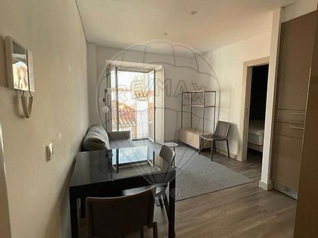 Apartamento alugar em Estrela, Lisboa
