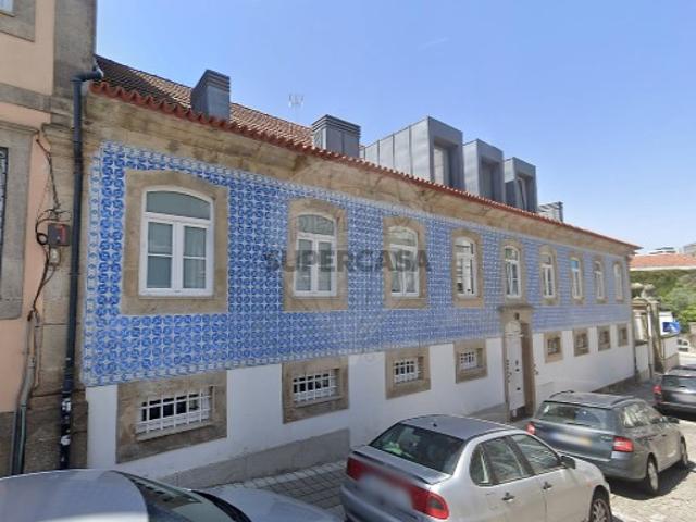 Casa venda em Porto, Lordelo Do Ouro