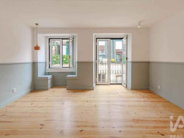 Apartamento venda em São Mamede, Lisboa