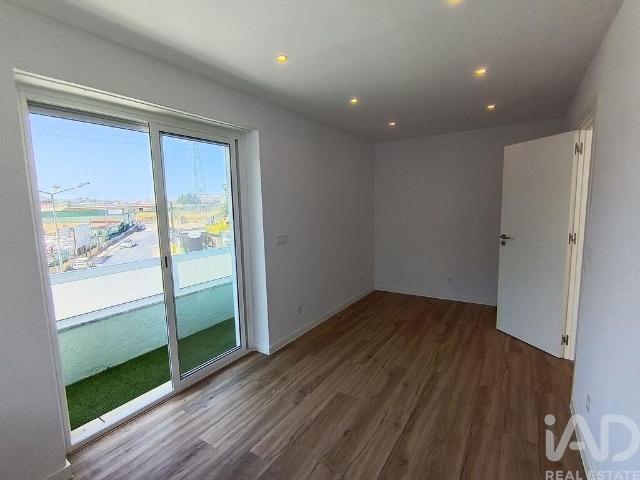 Apartamento venda em Pombais, Odivelas