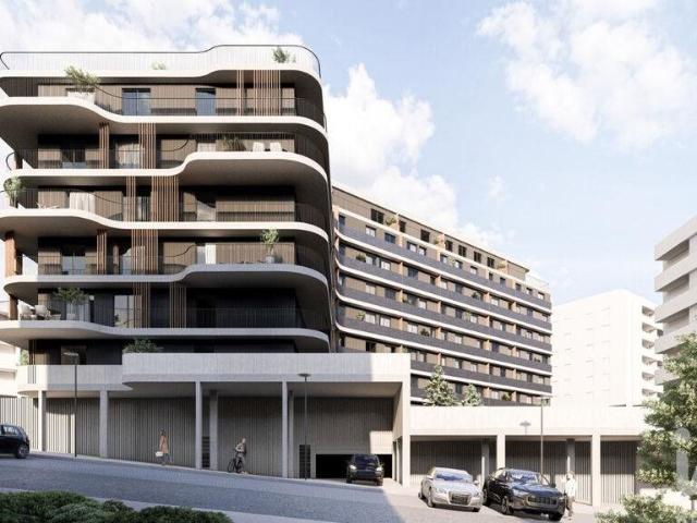 Apartamento venda em Oliveira do Douro, Vila Nova De Gaia