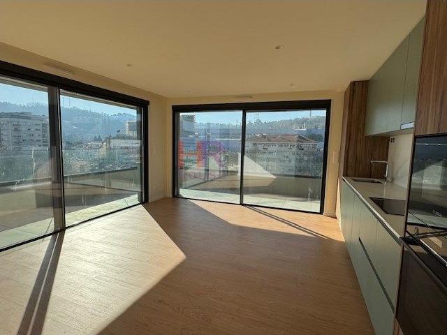 Apartamento alugar em Oliveira do Douro, Vila Nova De Gaia