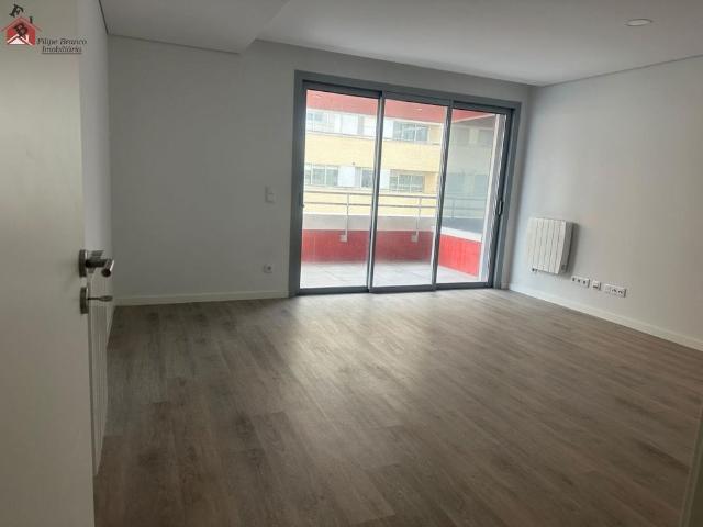 Apartamento alugar em Devesas, Vila Nova De Gaia