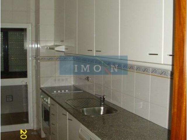 Apartamento alugar em Vilar de Andorinho, Vila Nova De Gaia