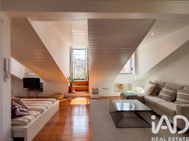 Apartamento alugar em São Mamede, Lisboa
