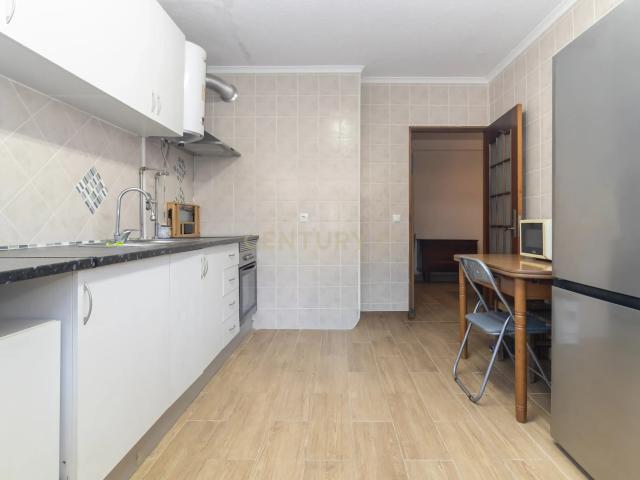 Apartamento venda em Cidade Sol, Santo António Da Charneca