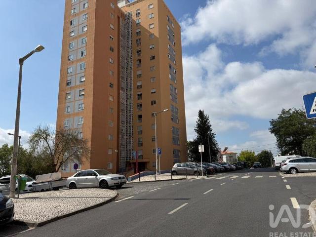 Apartamento venda em Casal da Paradela, Loures