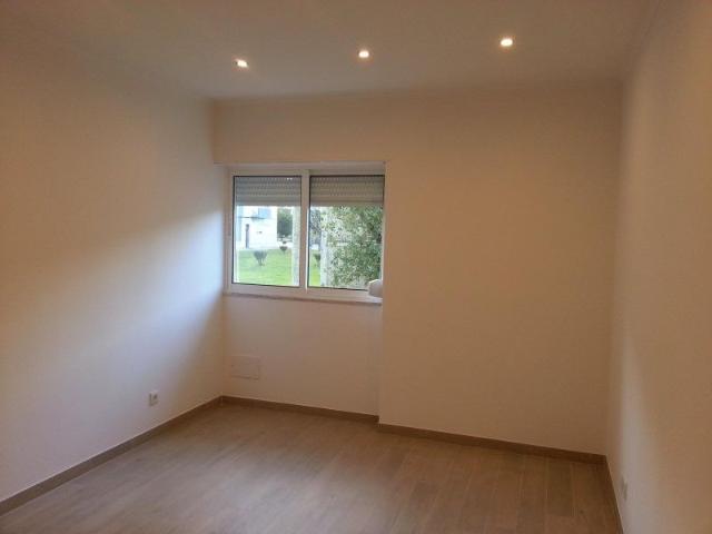 Apartamento alugar em Bairro Ferroviário, Barreiro