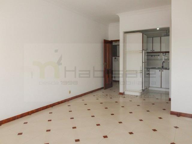 Apartamento alugar em Bairro do Campo da Bola, Almada