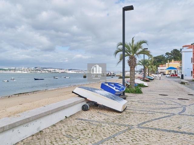 Apartamento alugar em Almada, Setúbal