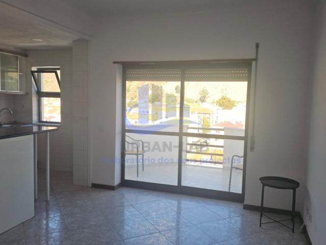 Apartamento alugar em Costa da Caparica, Almada