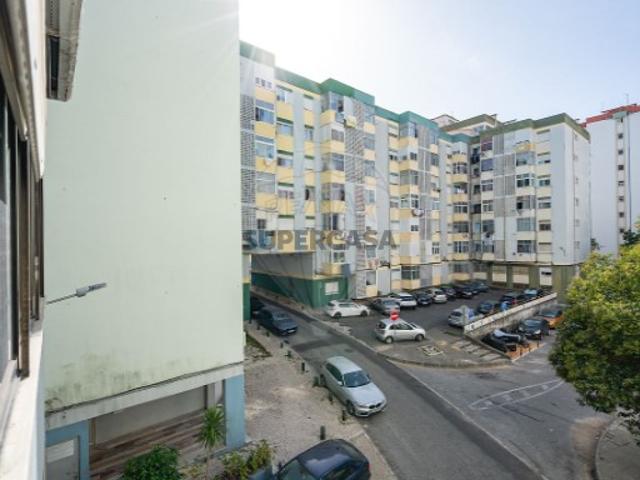 Casa venda em Urbanização da Atalaia, Amadora